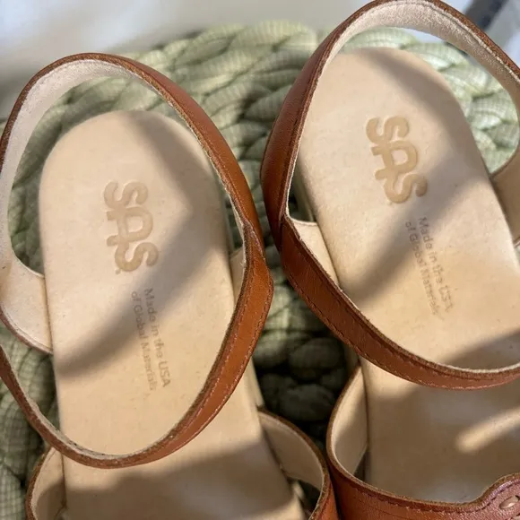 SAS Aztex Brown Leather Huarache Ankle Strap Flat Comfort Sandals WIDE