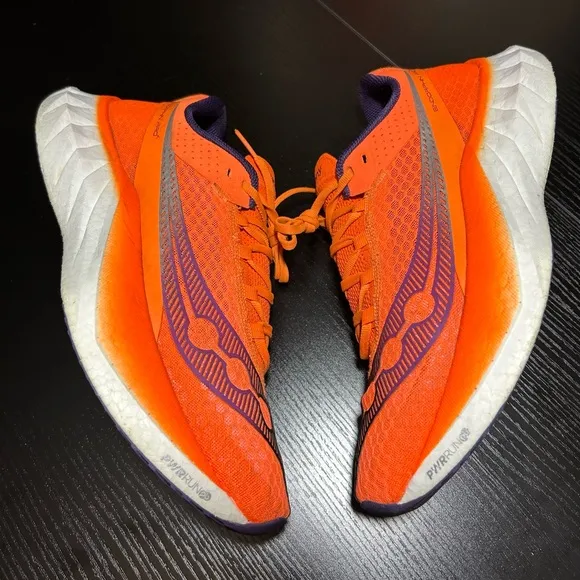 Saucony endorphin pro 4 carbon plated race running shoes size 11 orange