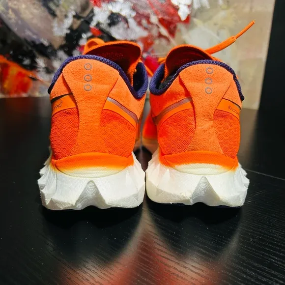 Saucony endorphin pro 4 carbon plated race running shoes size 11 orange