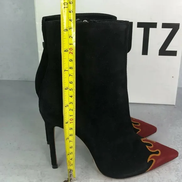 Schutz Lauan Ankle Boots Heels Black Booties