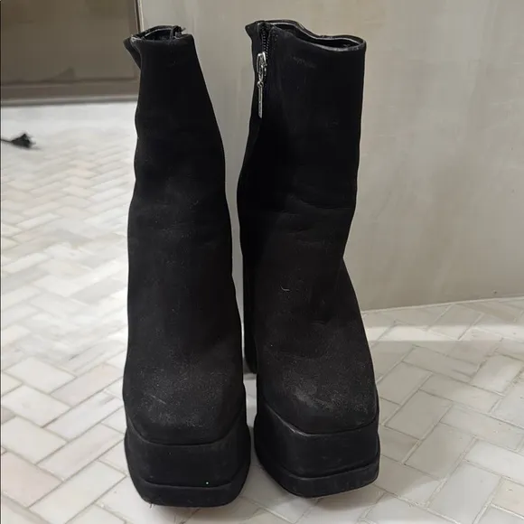 SCHUTZ Selene Casual Nubuck Platform boots