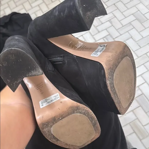 SCHUTZ Selene Casual Nubuck Platform boots