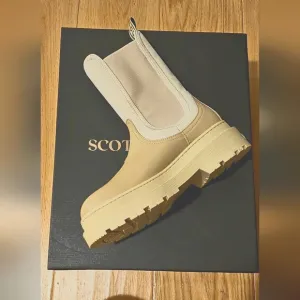 Scotch &amp; Soda Aubri Light Sand Chunky Leather Boots EU 38 / US 7.5 New in Box