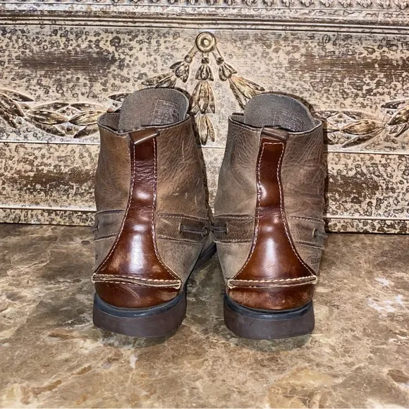 Sebago Leather Hi-Top Boots