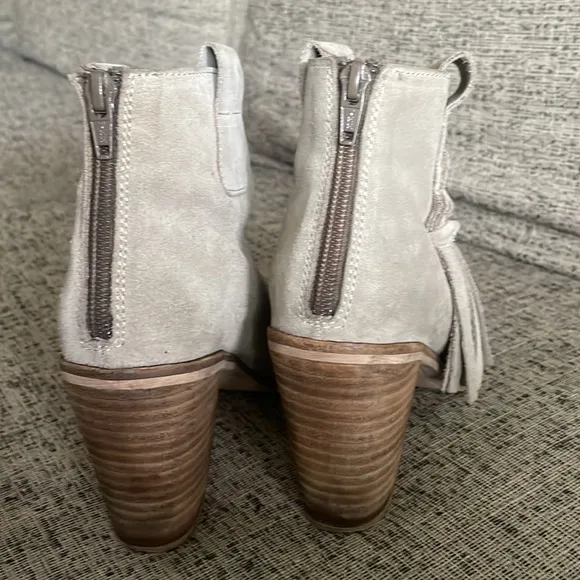 Seychelles Taupe Suede Boots Size 9