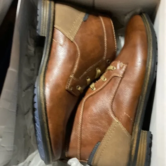 Size 10 mens leather boots