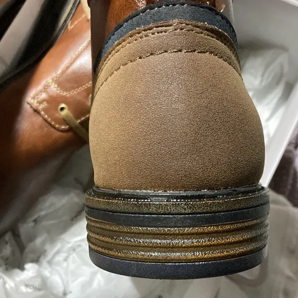 Size 10 mens leather boots
