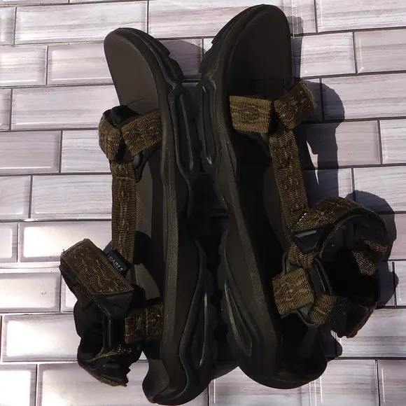 SIZE 13. TEVA Terra FI 4 Hiking Sandals.