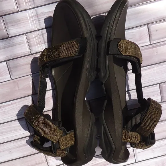 SIZE 13. TEVA Terra FI 4 Hiking Sandals.
