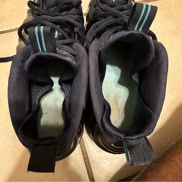 Size 9 - Nike Air Foamposite Pro Aqua