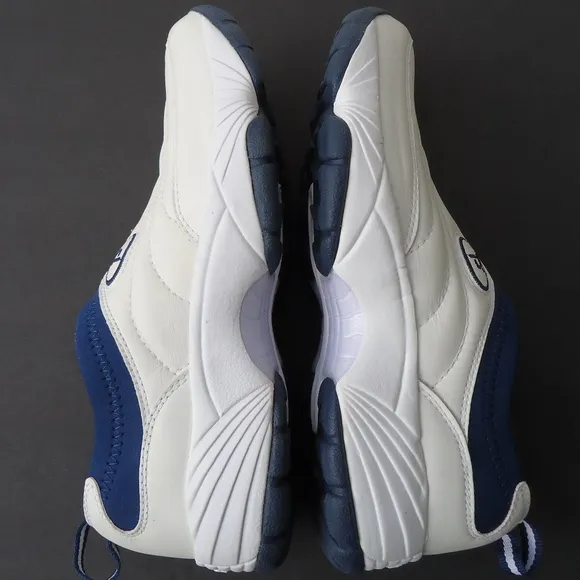 SIZE 9.5. PROPET wash &amp; wear slip-on leather sneaker shoes.