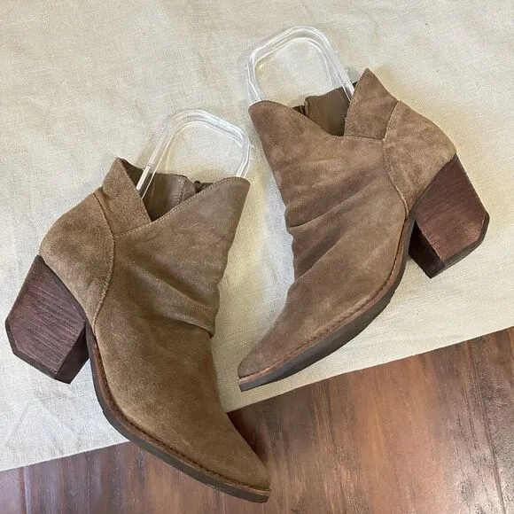 SOCIETY AMUSE x MATISSE Apron Ankle Boots Brown Suede Heeled