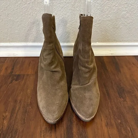 SOCIETY AMUSE x MATISSE Apron Ankle Boots Brown Suede Heeled