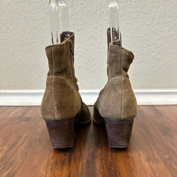 SOCIETY AMUSE x MATISSE Apron Ankle Boots Brown Suede Heeled
