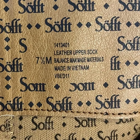 Sofft Black leather boots