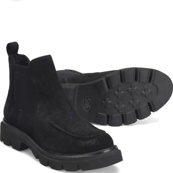 Sofft Black Suede Chelsea Boots