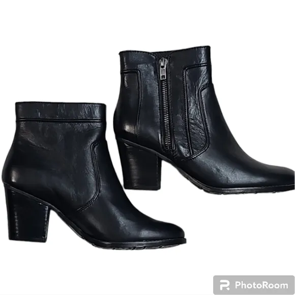 Sole Bound boots by Baretraps 100% leather black ankle boots sz 6.5