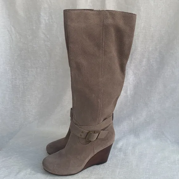 Sole Society Valentina Taupe Wedge Suede Boots