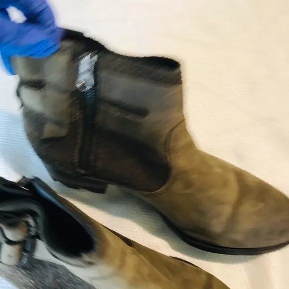 Sorel Brown Ankle Boots with Suede Finish