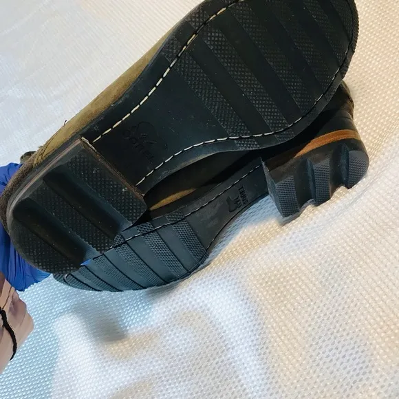 Sorel Brown Ankle Boots with Suede Finish