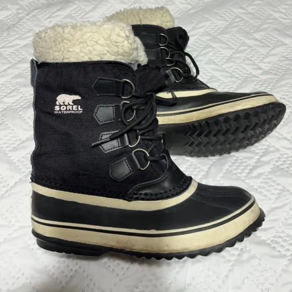 Sorel Insulated Winter Snow Boots Faux Fur Liners Footwear Woman Lady Size 6