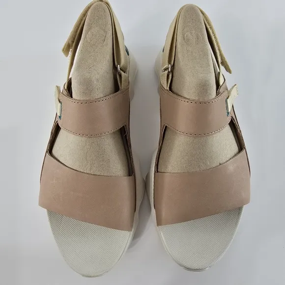 Sorel Kinetic Impact II Sling Low Sandal Honest Beige Sea Salt NIB Size 7 NEW