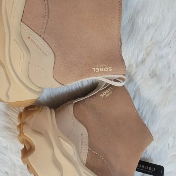 Sorel Tan Chunky Sole Ankle Boots