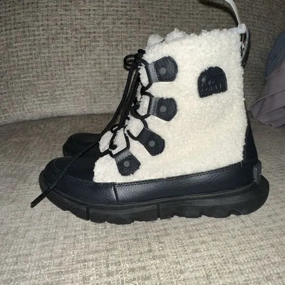 Sorel Women's Explorer‎ II Joan Teddy Boots size 8.5 NWT!