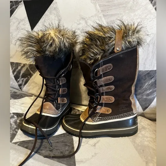 Sorel Women’s Joan of Arctic waterproof Brown and Tan Boots