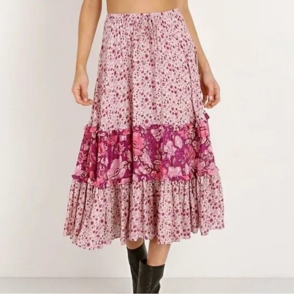 Spell &amp; The Gypsy Winona Midi Skirt in Berry Size Medium Like New