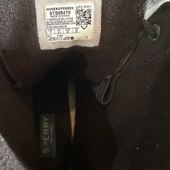 Sperry Saltwater Black Heeled Ankle Boot Size 9