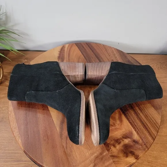 Splendid Black Suede Heeled Ankle boots booties Size 10