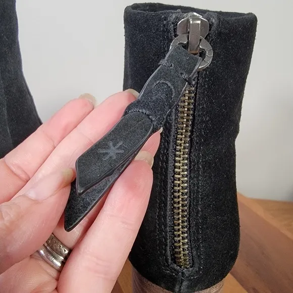 Splendid Black Suede Heeled Ankle boots booties Size 10
