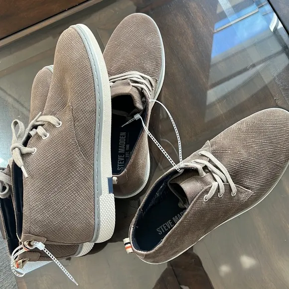STEVE MADDEN ALBERTO CHUKKA BOOT
