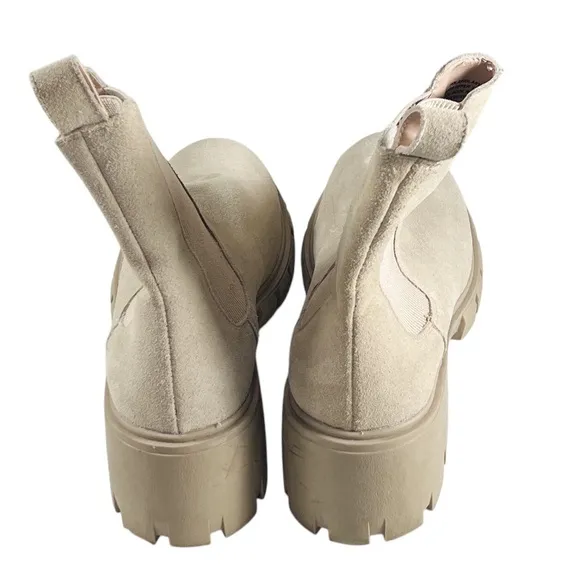 Steve Madden Hola Tan Suede Lug Sole Boots Size 12 Preppy Gorpcore Quiet. Luxury