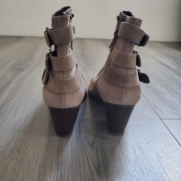 Stuart Weitzman Heeled Ankle Boots Studded Buckles Size 11 Brown Suede Leather