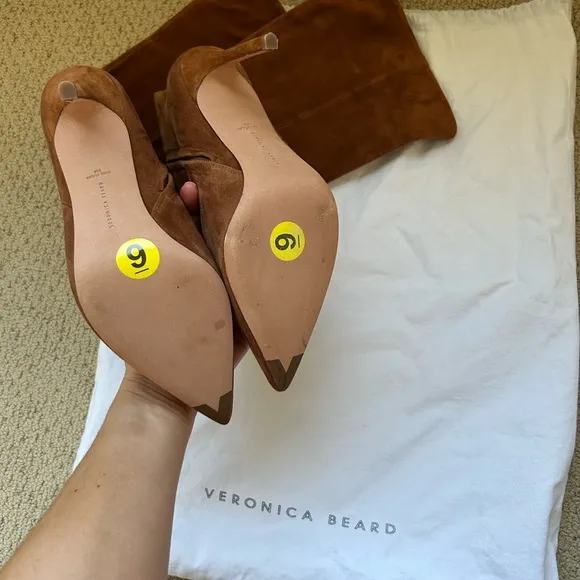 Suede cognac boots