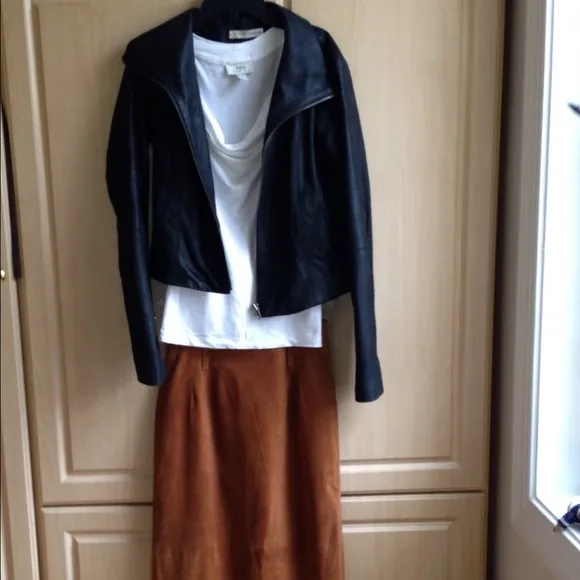 Suede midi length skirt -cognac color