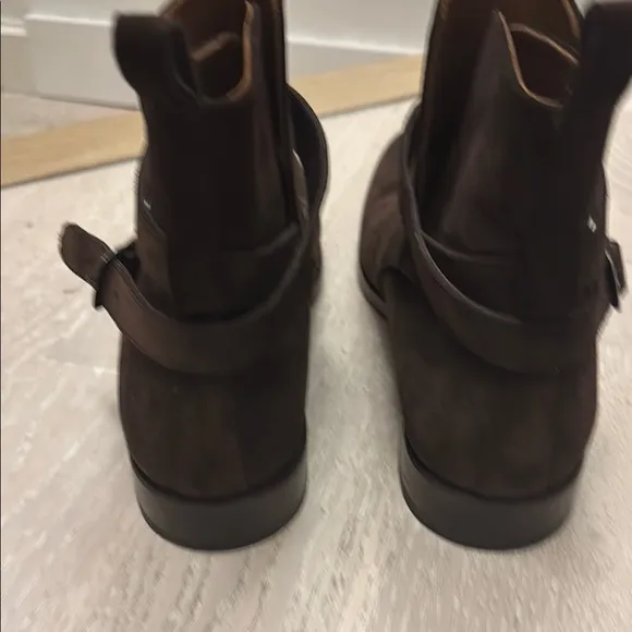 Taft Brown Chelsea Boots with Elastic Panels
