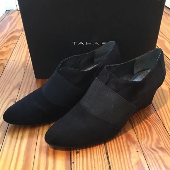 TAHARI Ta-Sara Suede Ankle Boots - Size 10
