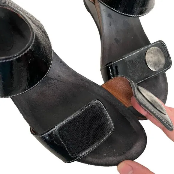 TAOS Black Leather Wedge Sandals Shiny Two Adjustable Straps Size 40 EU US 9-9.5