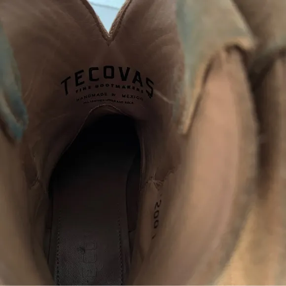 Tecovas The Lucy suede boots