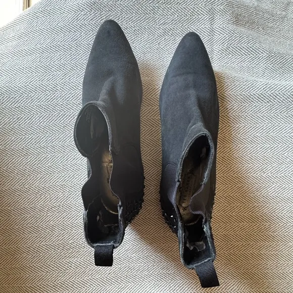 TED BAKER Suede Boot