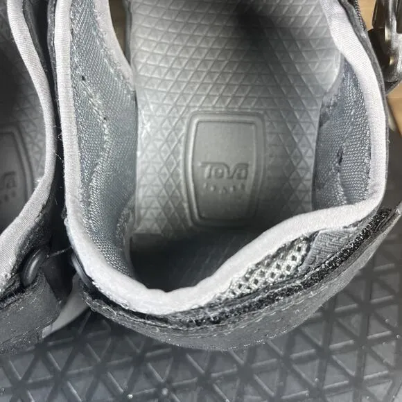Teva Omnium 2 Mens Size 9 Black Strap Buckle Hiking Sporting Comfort Sandals