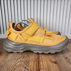 Teva Outflow Universal Sport Sunflower Mens Sz 9 Water Shoes Hiking Sandals NEW