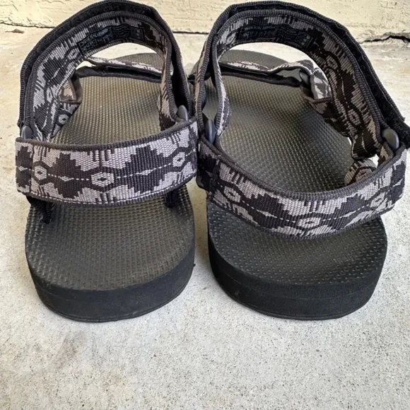 Teva Sandals Men Size 12 Original Universal Water Resistant Hiking Camping
