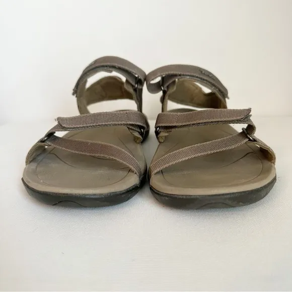 Teva Verra Sandals in Bungee Cord - Size 7