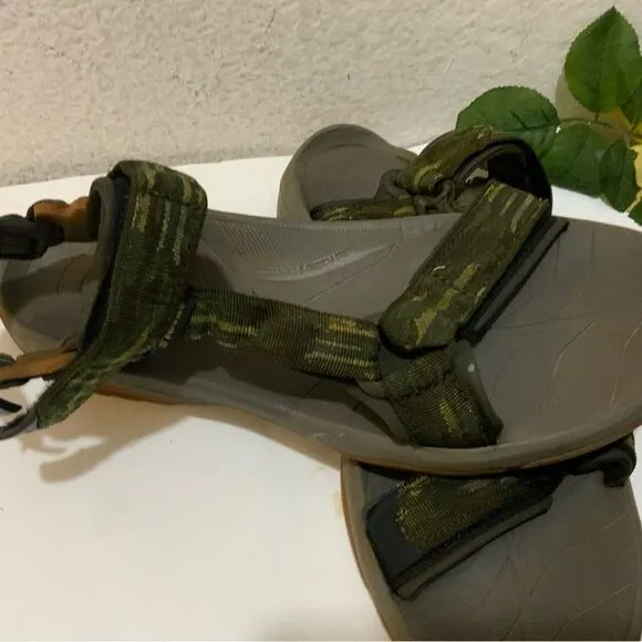 TEVA TERRA FI LITE MENS HIKING SANDALS GREEN SIZE 11.5/45