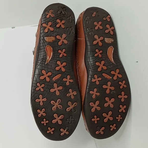 The North Face Women's Brown Waterproof/Insulated Suede Boots - 8.5