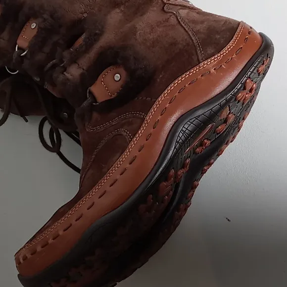 The North Face Women's Brown Waterproof/Insulated Suede Boots - 8.5